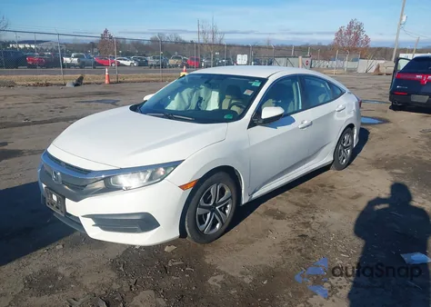 2016 Honda Civic Lx z USA, uszkodzony, nr VIN 2HGFC2F51GH555286